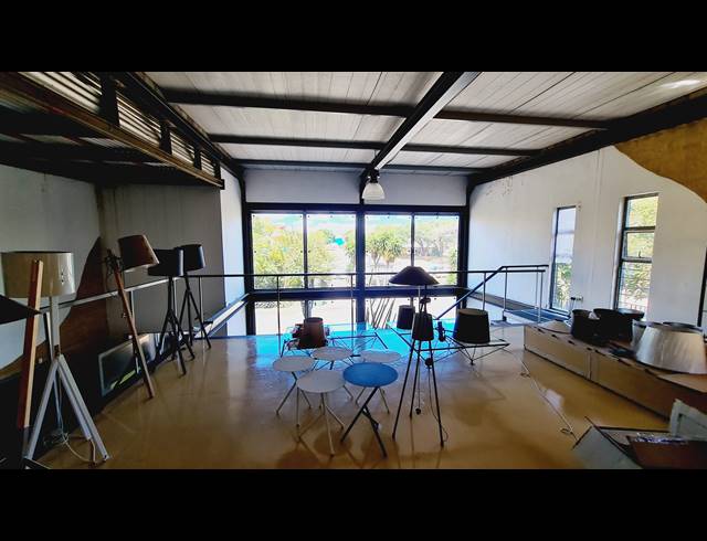 1,580M² WAREHOUSE FOR SALE IN KYA SANDS